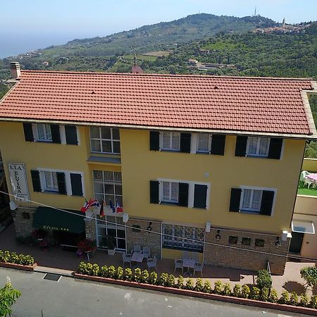 Residence Elvira Diano Marina Luaran gambar