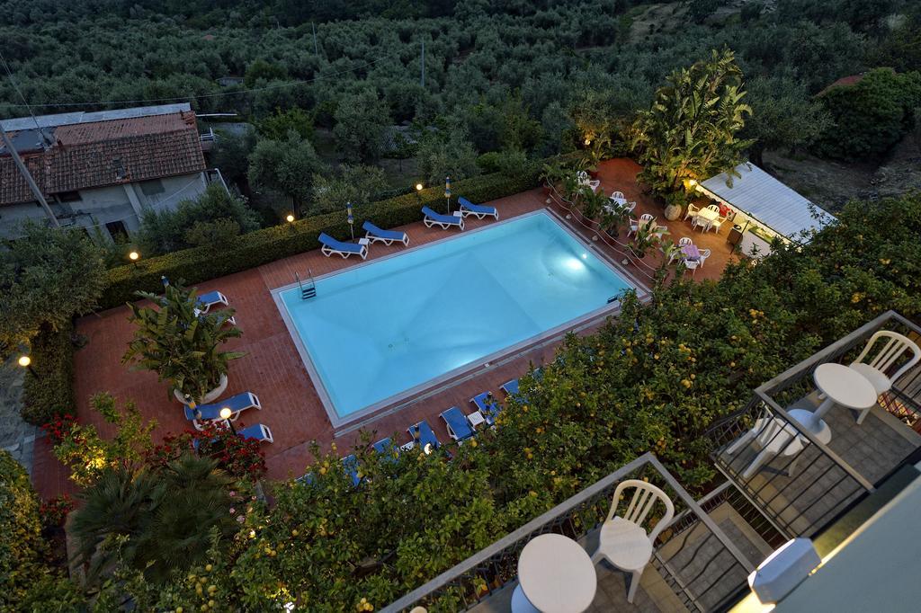 Residence Elvira Diano Marina Luaran gambar