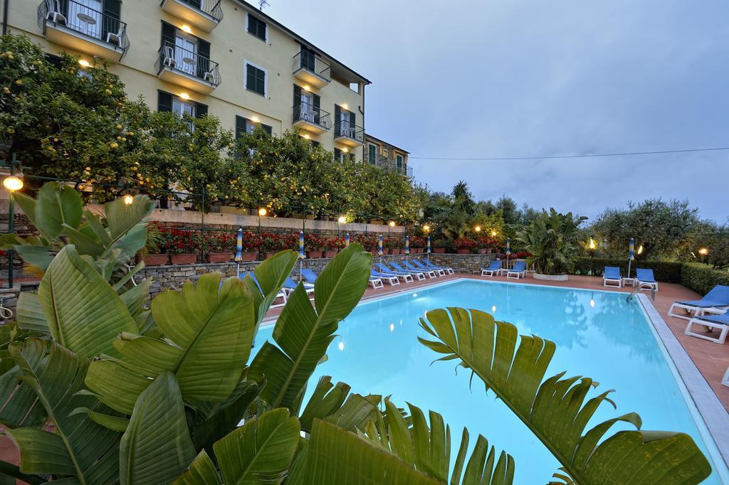 Residence Elvira Diano Marina Luaran gambar