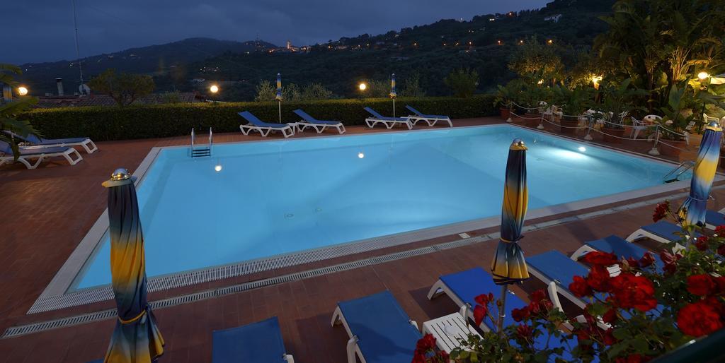 Residence Elvira Diano Marina Luaran gambar