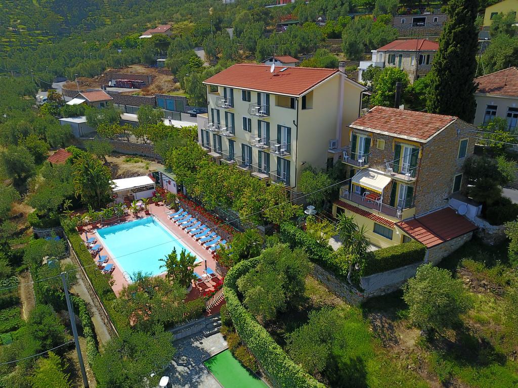 Residence Elvira Diano Marina Luaran gambar
